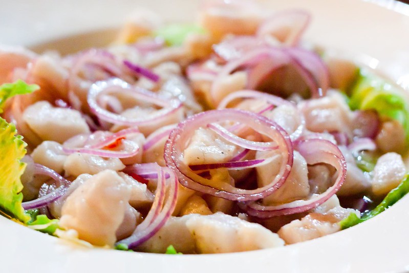 La recette du ceviche de poisson à la péruvienne