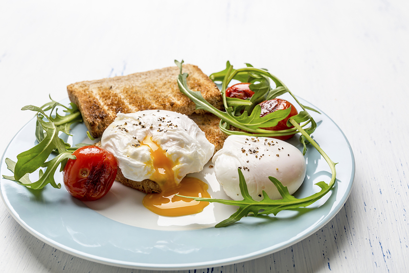 La recette de l&rsquo;œuf poché pour une entrée&nbsp;savoureuse